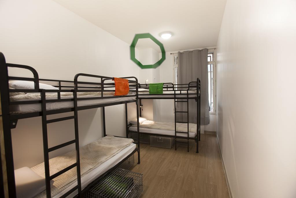 Le Flaneur Guesthouse Lyon Phòng bức ảnh